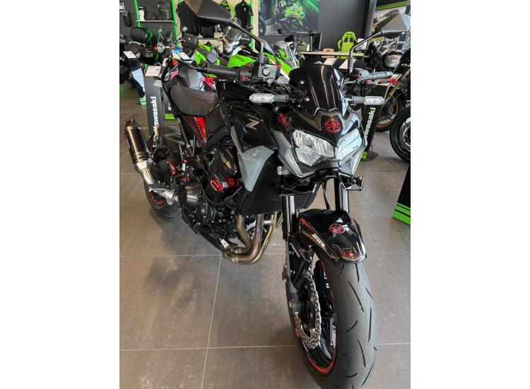KAWASAKI Z 900
