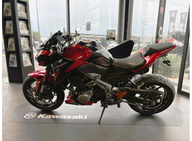 KAWASAKI Z 900