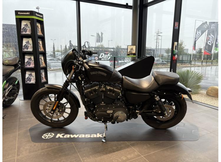 HARLEY-DAVIDSON SPORTSTER IRON 883